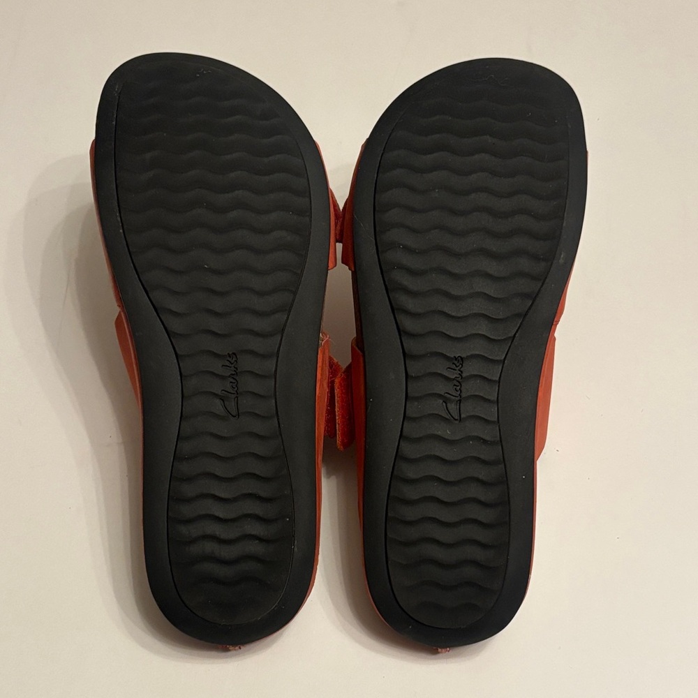 Clark’s Artisan Perri Island Sandals - Picture 6 of 9